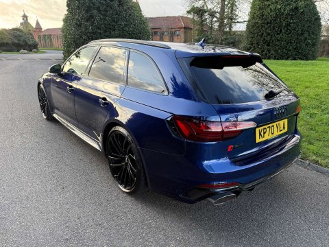 Audi RS4 2.9 RS 4 Carbon Black TFSI Quattro Auto 4WD 5dr 5