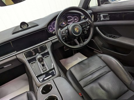 Porsche Panamera 2.9 Panamera 4 E-Hybrid Semi-Auto 4WD 5dr 47