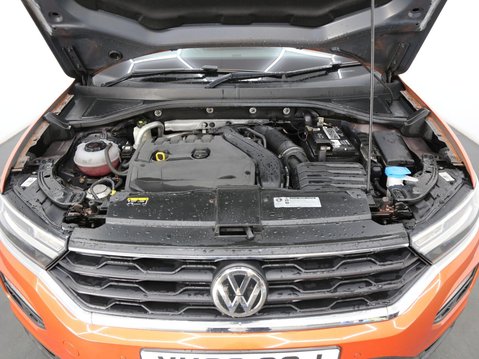 Volkswagen T-Roc 1.5 TSI EVO Design DSG Euro 6 (s/s) 5dr 27