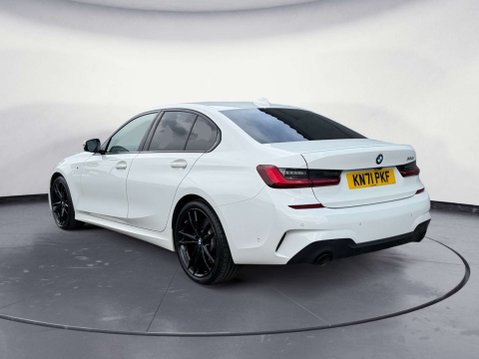 BMW 3 Series 2.0 320i M Sport Auto 4dr 3