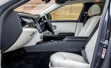 Rolls-Royce Ghost 18