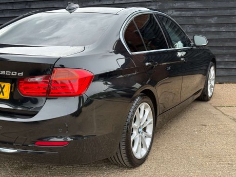 BMW 3 Series 2.0 320d Luxury Auto 4dr 17
