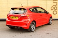 Ford Fiesta ST-LINE 2