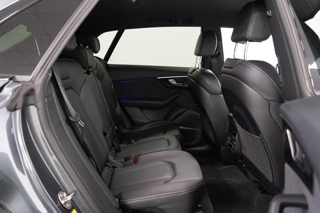 Audi Q8 3.0 TFSI V6 55 Black Edition SUV 5dr Petrol Tiptronic quattro Euro 6 (s/s) 23
