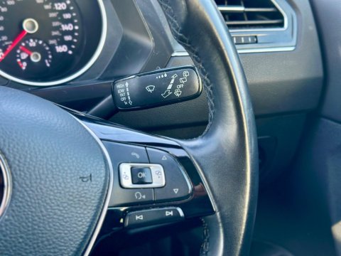 Volkswagen Tiguan 2.0 TDI SE Navigation Euro 6 (s/s) 5dr 42