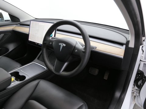 Tesla Model 3 Standard Range Plus Auto RWD 4dr 16