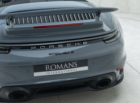 Porsche 911 Turbo S CABRIOLET (992) 36