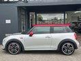 Mini Hatch 2.0 John Cooper Works 3dr 11