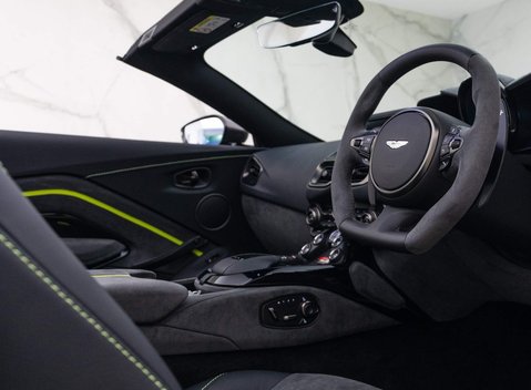 Aston Martin Vantage F1 Edition Roadster 7