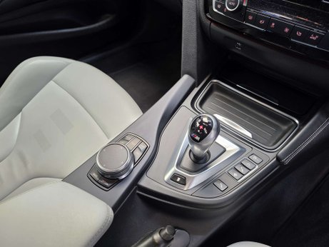 BMW M4 3.0 BiTurbo GPF Competition Coupe 2dr Petrol DCT Euro 6 (s/s) (450 ps) 8