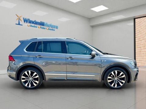 Volkswagen Tiguan 2.0 TDI R-Line DSG 4Motion Euro 6 (s/s) 5dr 4
