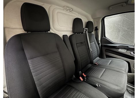 Ford Transit Custom 2.0 300 EcoBlue Limited Panel Van 5dr Diesel Manual L1 H1 Euro 6 (s/s) (130 33