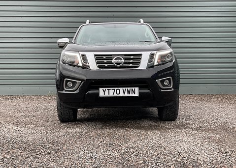 Nissan Navara DCI TEKNA SHR DCB 6