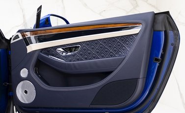 Bentley Continental GT W12 Convertible First Edition 23