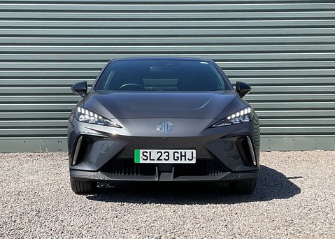 MG MG4 EV 64kWh TROPHY 6