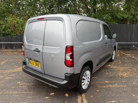 Peugeot Partner BLUEHDI PROFESSIONAL PREMIUM L1 9