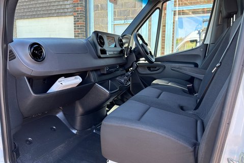 Mercedes-Benz Sprinter 315 Cdi Progressive Glass Frail Van 15