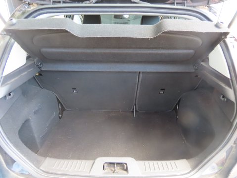 Ford Fiesta ZETEC 9