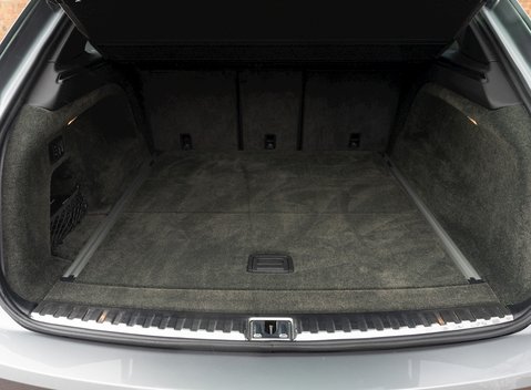 Bentley Bentayga V8 First Edition 34