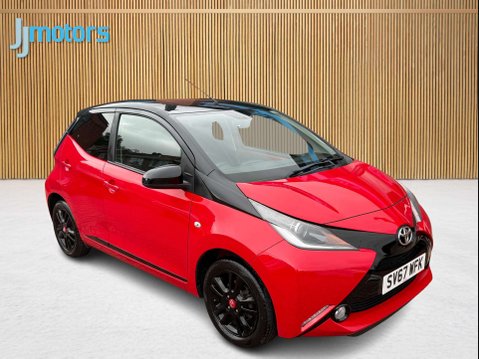 Toyota Aygo 1.0 VVT-i x-cite 4 Red Bi-Tone Hatchback 5dr Petrol Manual Euro 6 (68 ps) 27