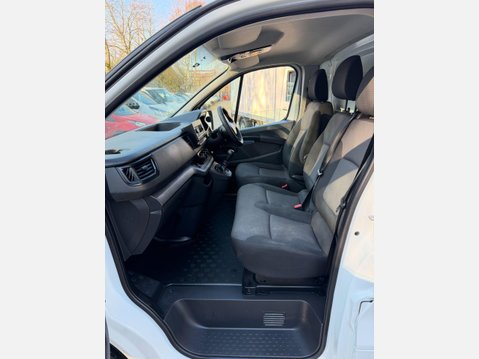 Renault Trafic 2.0 dCi Blue LL30 Business L2 H1 Euro 6 (s/s) 5dr 42