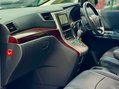 Toyota Vellfire Sunroof 40