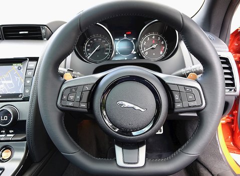 Jaguar F-Type S V6 Coupe 27