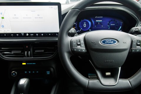 Ford Focus ST-LINE VIGNALE MHEV 19