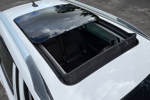 Skoda Yeti Outdoor LAURIN AND KLEMENT TDI DSG - RARE CAR - PAN ROOF -APPLE CARPLAY -8 SERVICES 22
