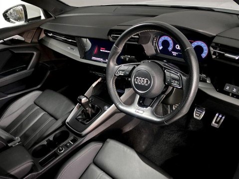 Audi A3 1.5 TFSI 35 S line Sportback 5dr Petrol Manual Euro 6 (s/s) (150 ps) Cruise 12