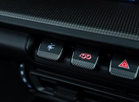 Porsche 911 Targa 4 GTS (992) 28