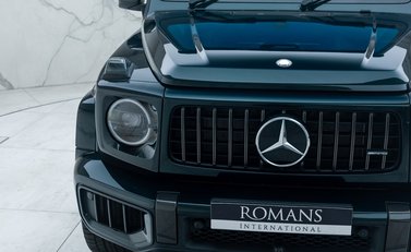 Mercedes-Benz G Class AMG G63 CARBON EDITION 35