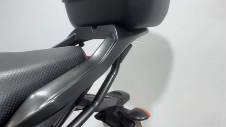 Yamaha XJ6 2010 20K NEW MOT PERFECT A2 BIKE COMMUTER 600CC XJ6 9