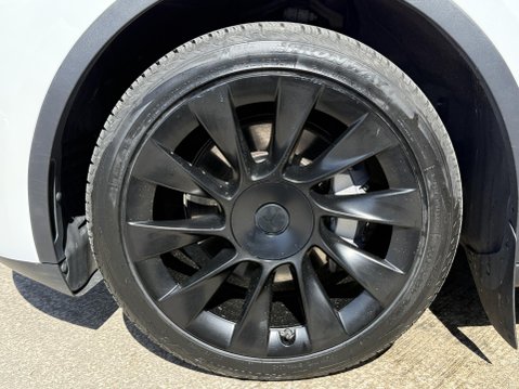 Tesla Model Y (Dual Motor) Long Range SUV 5dr Electric Auto 4WDE (384 bhp) 17