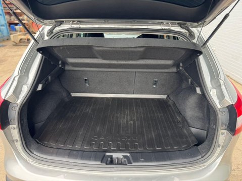 Nissan Qashqai 1.5 dCi n-tec 2WD Euro 6 (s/s) 5dr 36