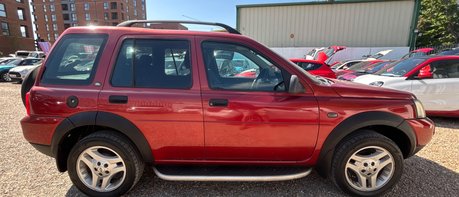 Land Rover Freelander TD4 FREESTYLE..LAST OWNER 14 YEARS..AIR CON..HEATED SEATS..SIDE STEPS.. 1