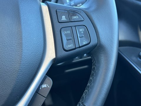 Suzuki S-Cross ULTRA BOOSTERJET ALLGRIP MHEV 32