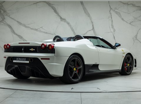 Ferrari F430 SCUDERIA SPIDER 16M 9