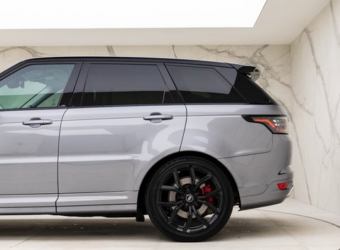 Land Rover Range Rover Sport 5.0 SVR 32
