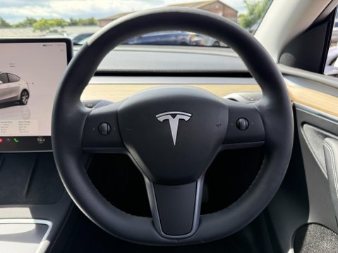 Tesla Model Y SUV 5dr Electric Auto RWD (346 ps) 33