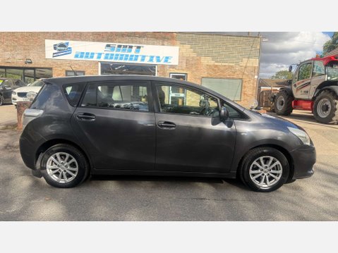 Toyota Verso 2.0 Verso TR D-4D 5dr 17