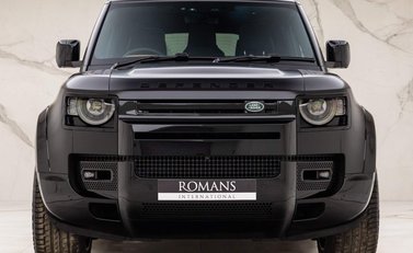Land Rover Defender X 18