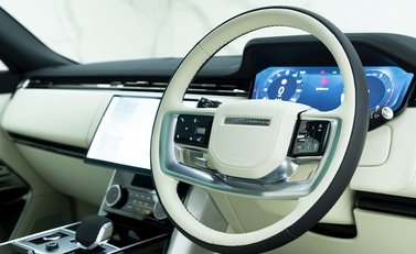 Land Rover Range Rover D350 HSE 9