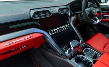 Lamborghini Urus Mansory 20