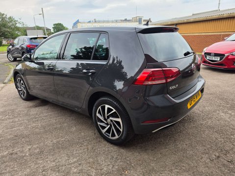 Volkswagen Golf 1.6 Golf Match TDI 5dr 33
