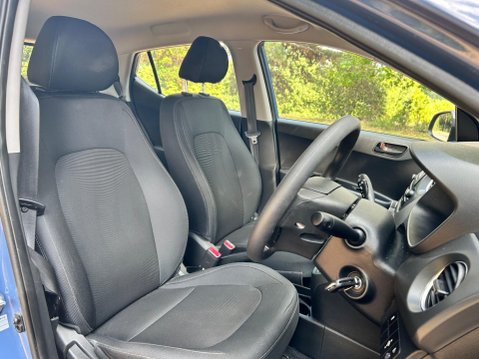 Hyundai i10 SE 17