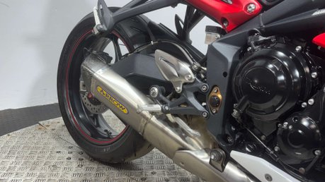 Triumph Street Triple R 2015 15K QUICK SHIFTER ARROW EXHAUST NEW MOT NAKED BIKE 8