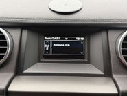 Land Rover Discovery 3.0 Discovery SE SDV6 Auto 4WD 5dr 25