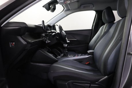 Peugeot 2008 PURETECH S/S ALLURE PREMIUM 42