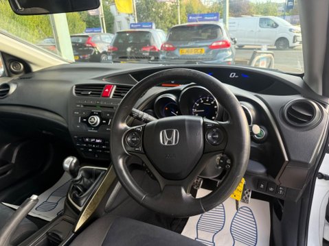 Honda Civic 1.8 i-VTEC ES Euro 5 (s/s) 5dr 19